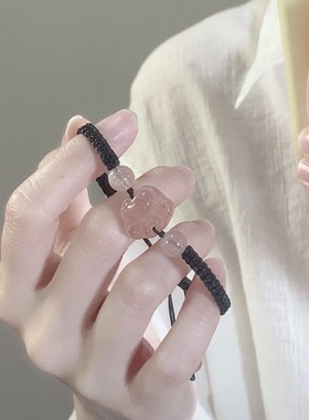 招桃花草莓晶手链招财情