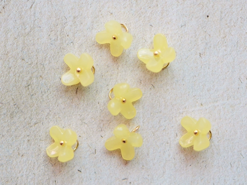 SZ344Y 开 S S Sl Желтая мини -смола маленький цветок Osmanthus Подвеска Diy Finding готовый продукт 4/сумка