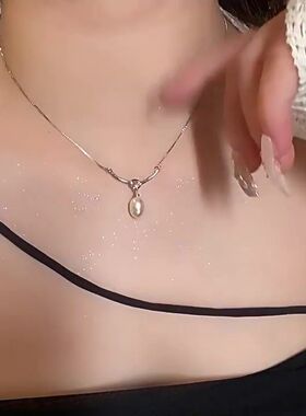 链钛珍珠锁骨气质设计感项链水滴钢精致轻奢高级打结不新掉色时尚