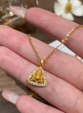 设计感链小众三角形女轻奢时尚