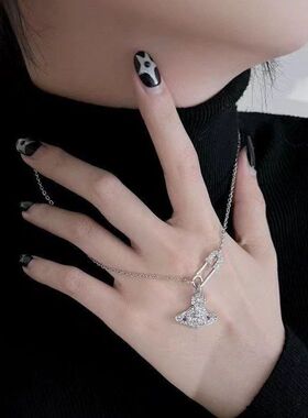 满钻配饰土星毛衣链高版本锁骨