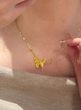 蝴蝶半花吊坠中珠黄金金色古风