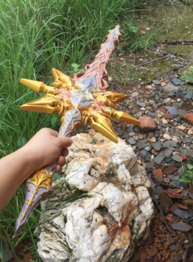光明女神福建榉木动漫