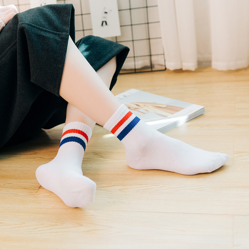 秋冬季新款韩版二杆条纹中筒袜子运动休闲棒球女士袜纯棉袜子 2018 秋冬季新款韩版二杆条纹中筒袜子运动休闲棒球女士袜纯棉袜子 2018