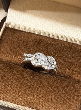 设计师s925纯银 拉环8字水滴钻戒指打结扣新款精致爆闪仿真钻