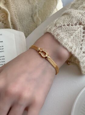 轻奢S925纯银中古马蹄扣表带手链女轻奢高级感小众设计手环小红书