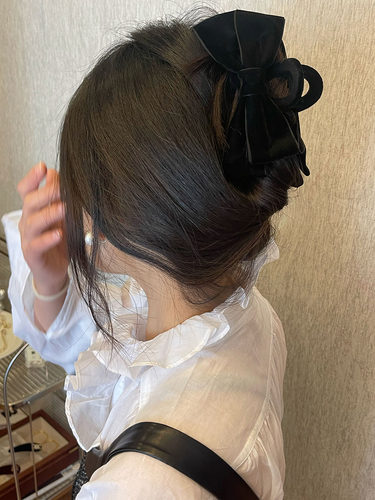 丝绒一体~黑色蝴蝶结抓夹大号 鲨鱼夹高级感 发夹女后脑勺秋冬 - 图1