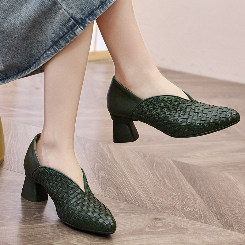 真皮粗跟尖头女士单鞋新款春秋手工编织高跟妈妈鞋美式复古小皮鞋 - 图1
