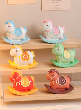 马年吉祥物公仔文创摇摇木马小
