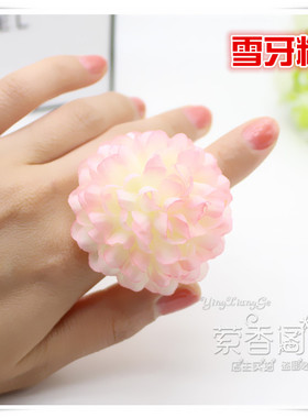 拍照写真女绢布戒指海边沙滩花朵