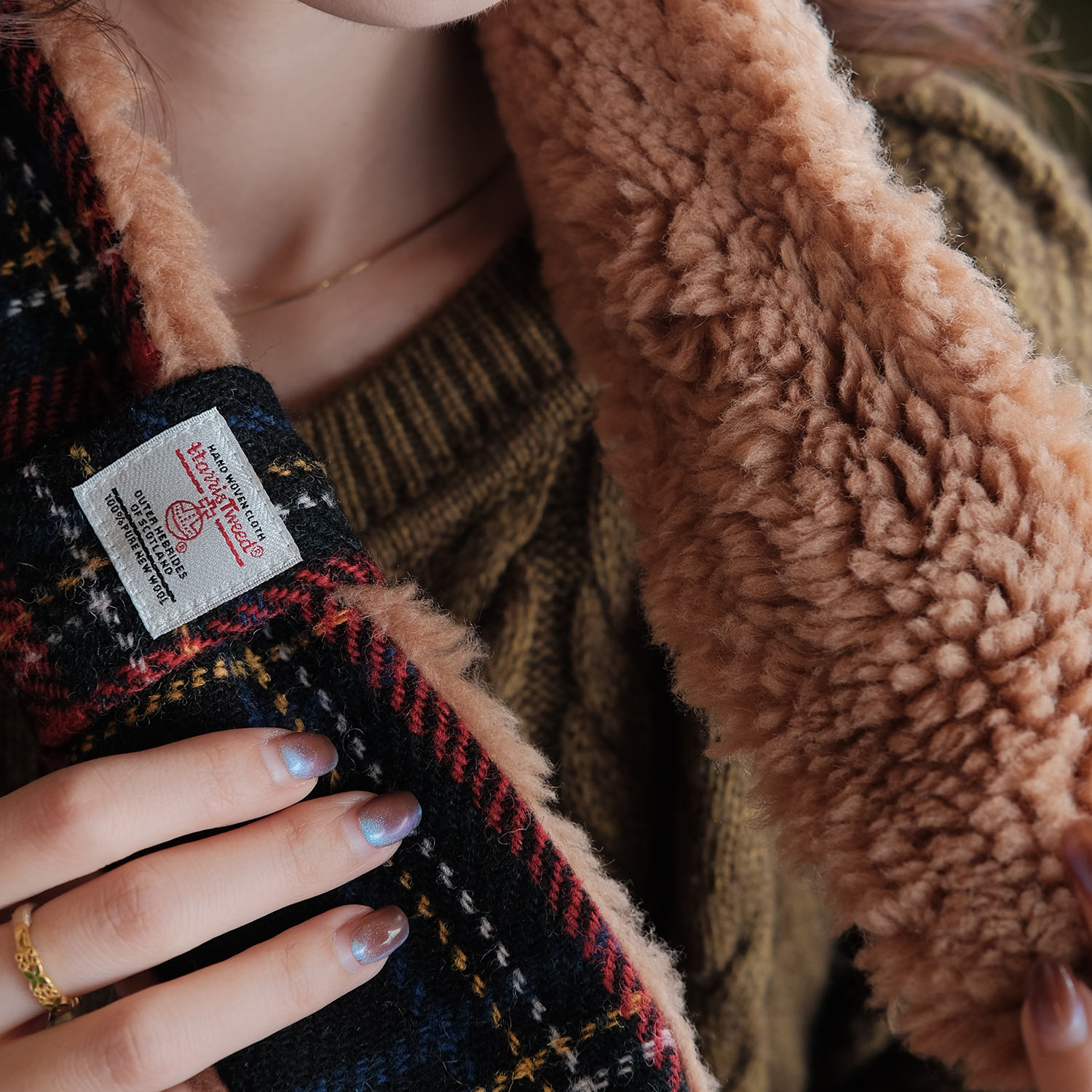 哈里斯羊毛呢交叉围脖女冬harris tweed毛绒短款格纹蝴蝶结小围巾