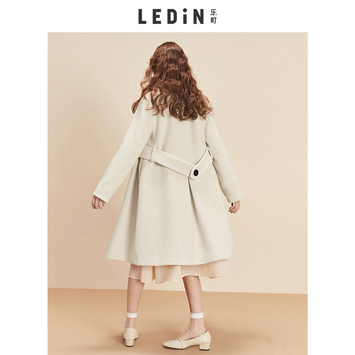 乐町宽腰带收腰2019秋季新款冬大衣 乐町毛呢外套