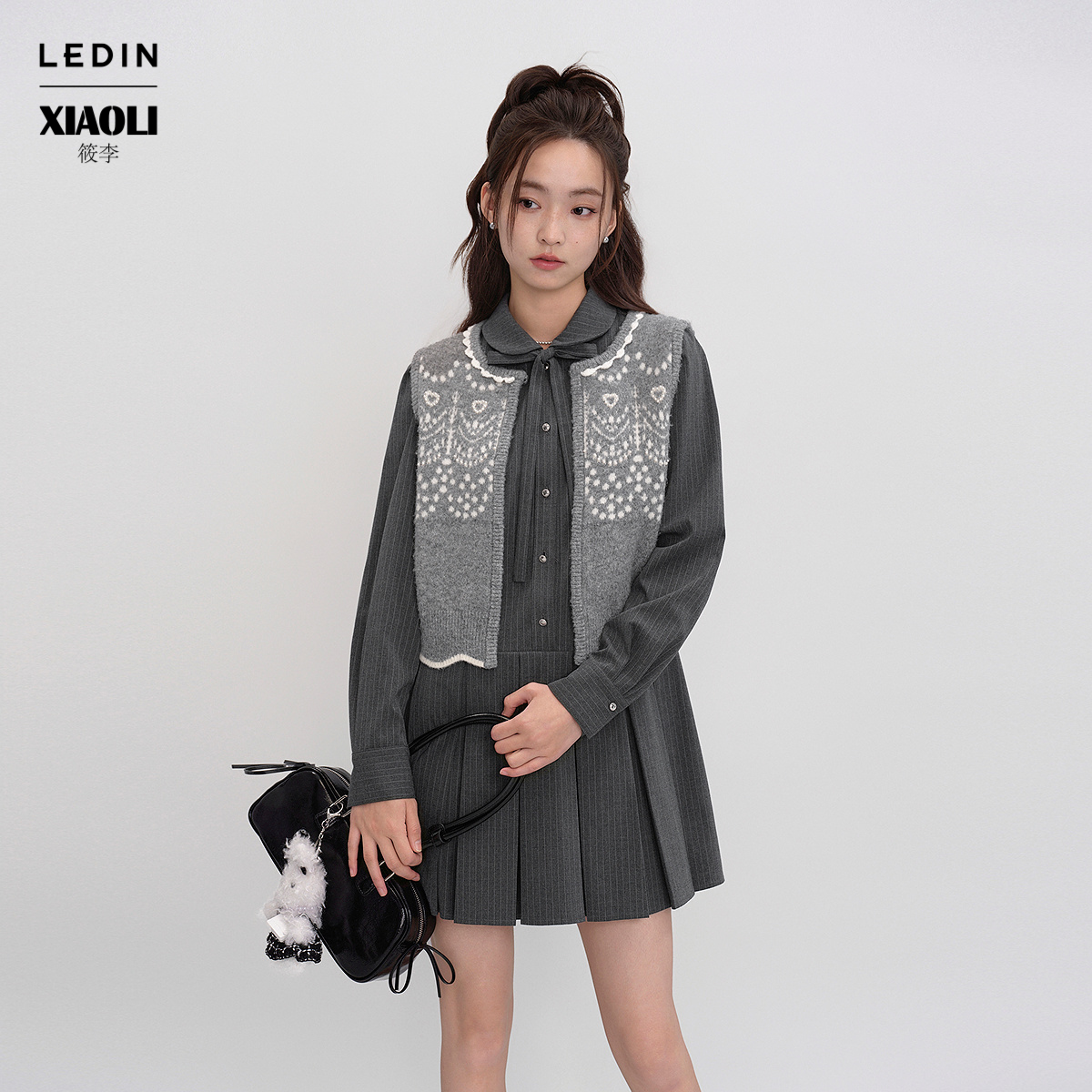 【XIAOLI筱李联名】乐町商场同款爱心提花羊毛针织背心C1EFF4281 - 图2