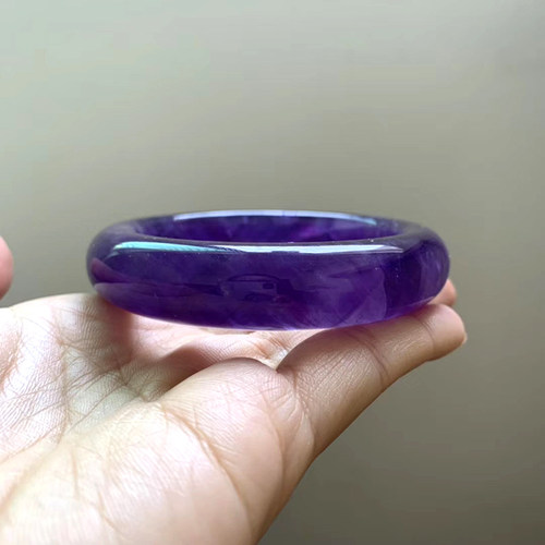 天然乌拉圭紫水晶手镯 深紫色紫晶镯子 冰种薰衣草浓郁一物一图 - 图2