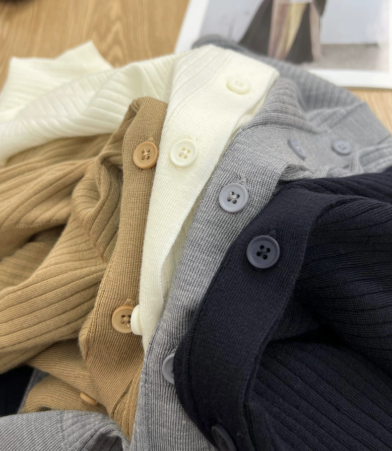 e鱼秋冬新款圆领针织开衫女显瘦毛衣打底衫羊毛针织衫修身坑条 - 图2