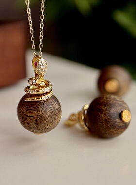 天然海南奇楠沉香赚钱蛇