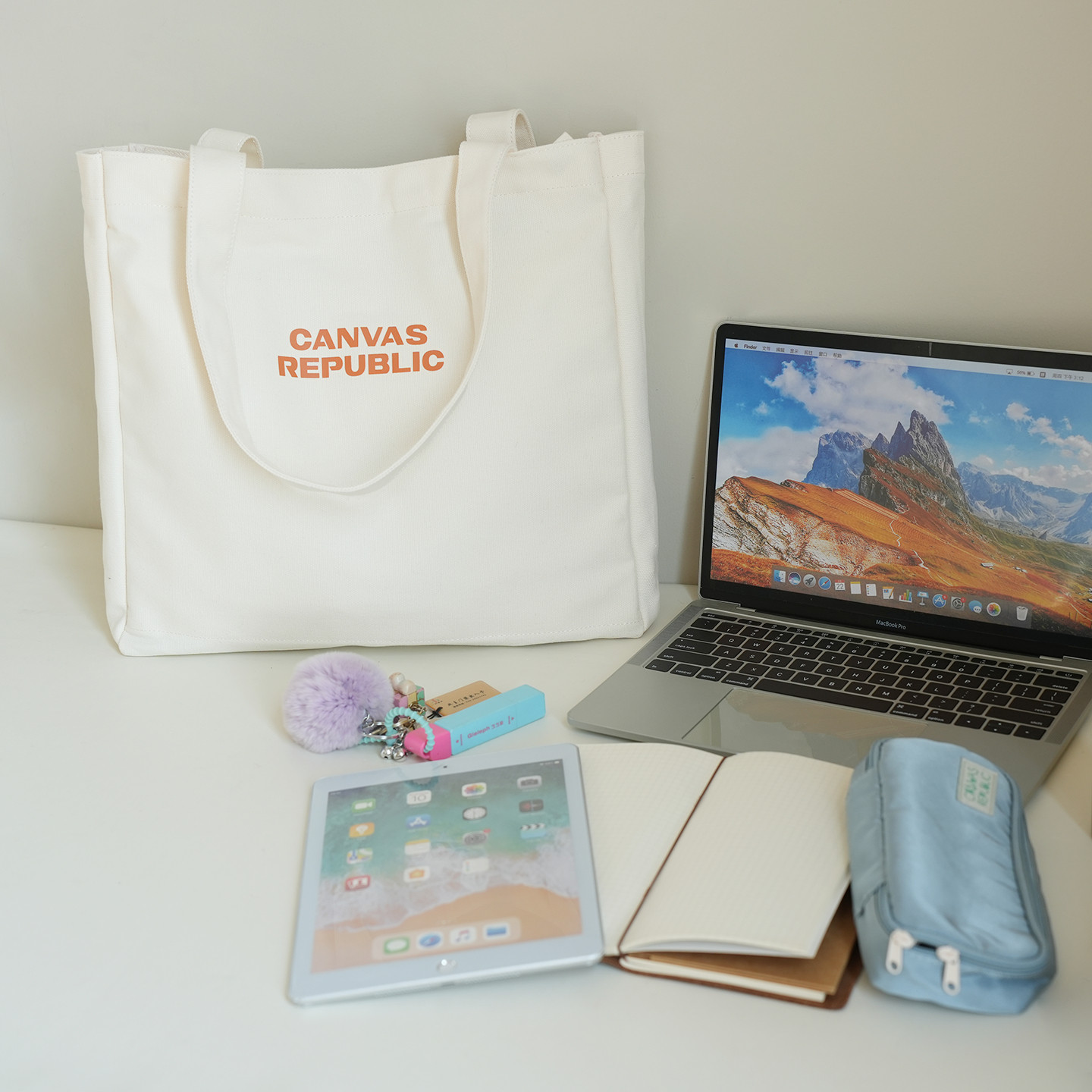 可放球拍 字母印花全棉帆布包 可单肩可手提 大容量休闲托特包k,淘宝优惠券,粉丝福利购,淘宝优惠卷