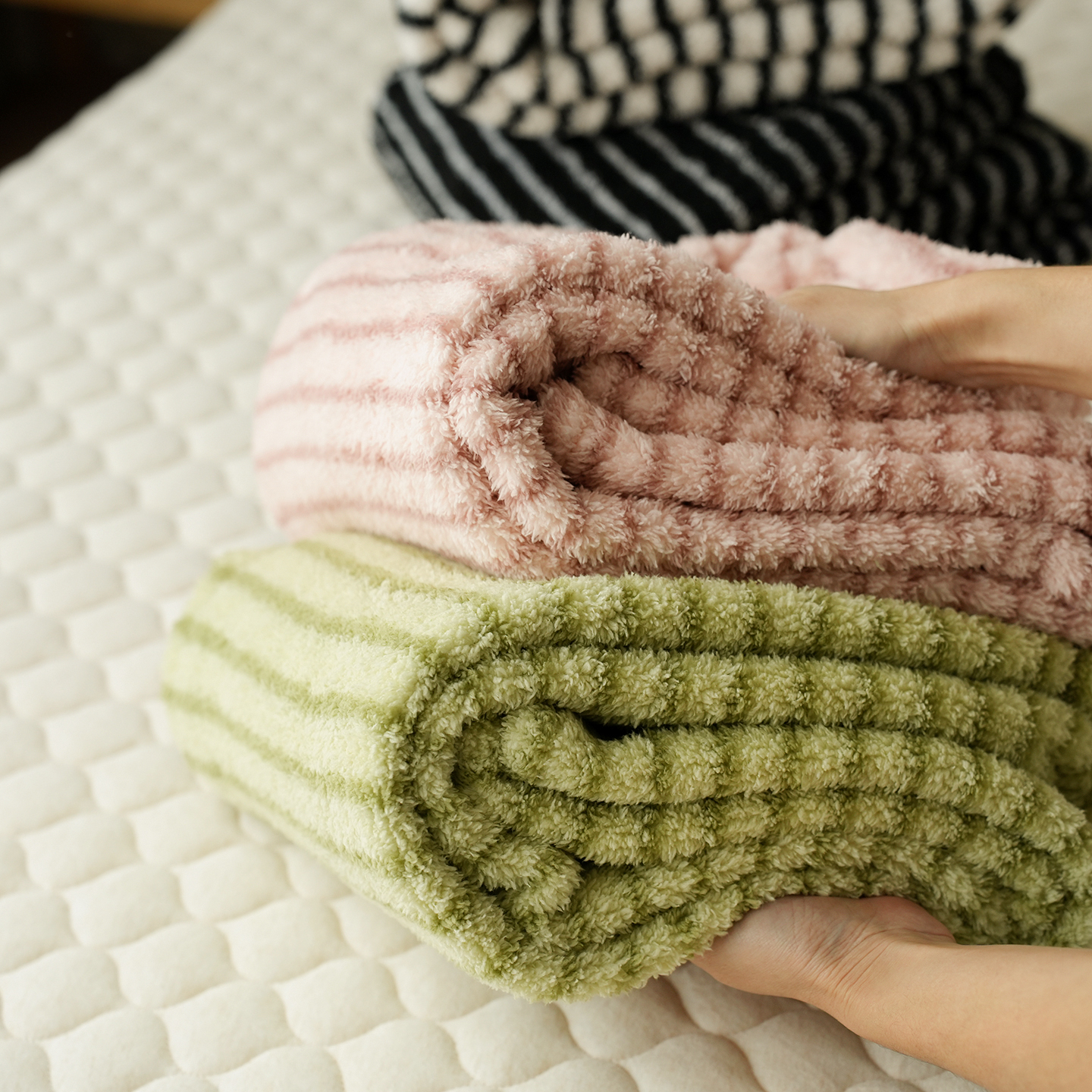 330克 女士米粒绒家居裤 厚款睡裤直筒裤 厚实保暖 柔软 冬款女装 - 图2