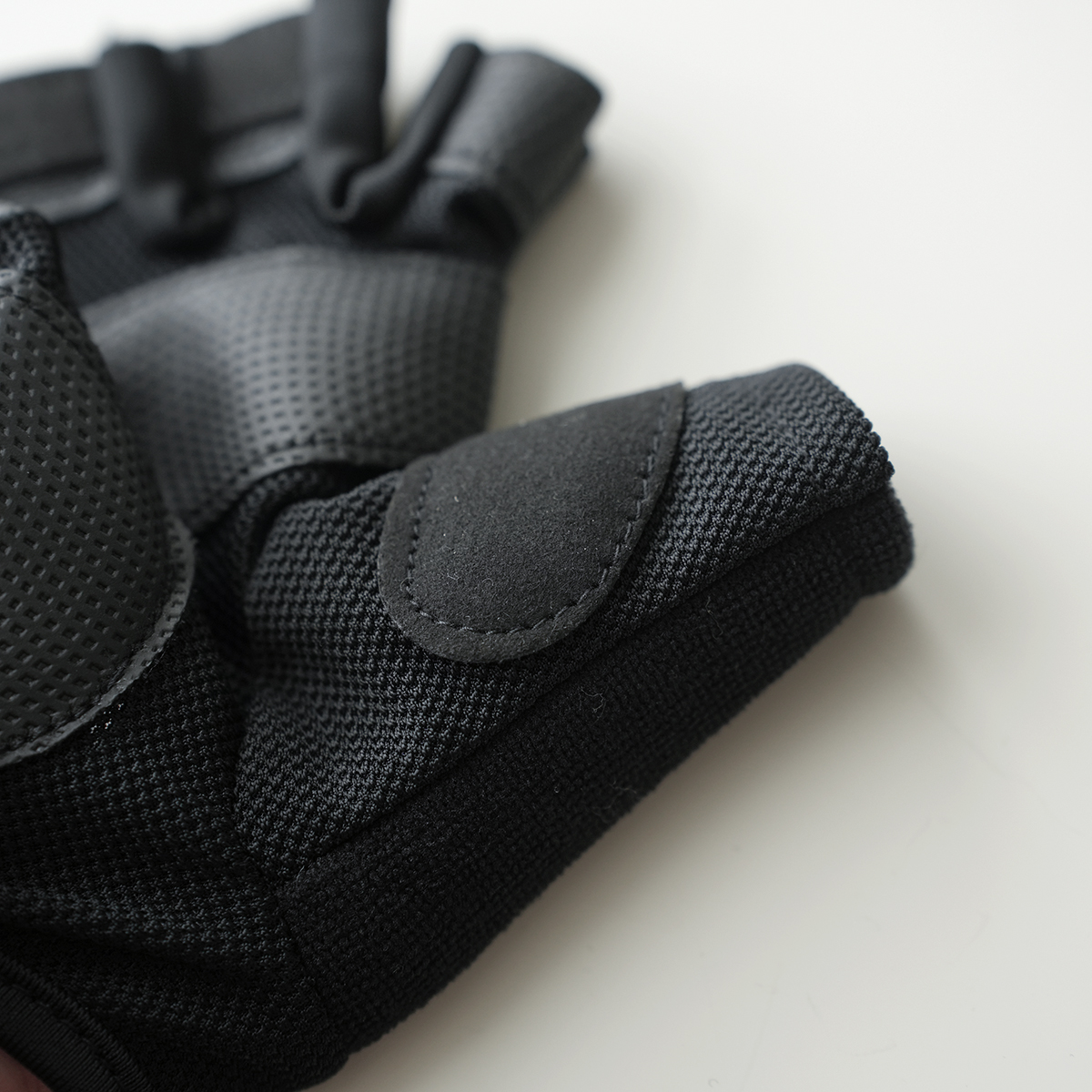 健身手套 男士女士薄款半指防滑手套 运动骑行手套 器械训练手套 - 图2