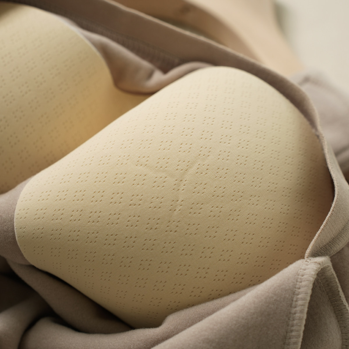 320g免穿文胸 一体bra女士保暖背心 双面绒感U领内搭 秋冬款女装,淘宝优惠券,粉丝福利购,淘宝优惠卷