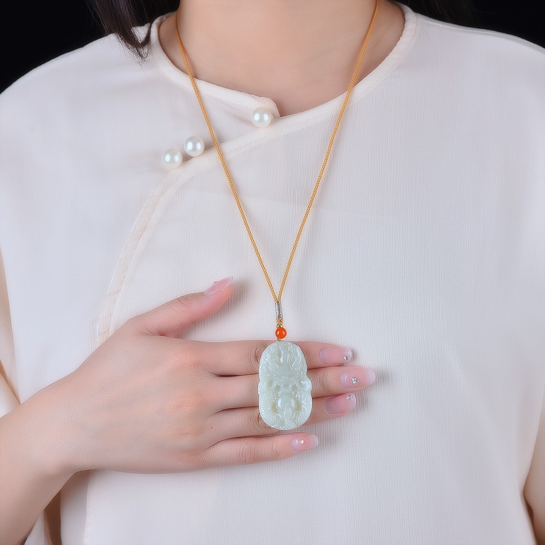 馈赠佳品和田玉老坑料糯白细腻无结构精细雕工吉祥龙牌子挂件1923 - 图3