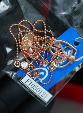 正品迪士尼80周年限定款镭射卡玫瑰金心形项链首饰送朋友全新未拆