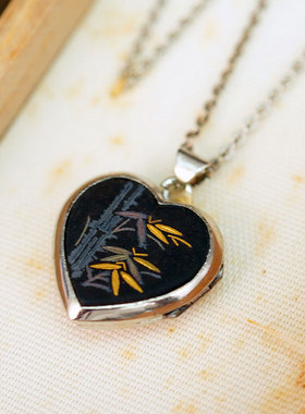中古日本手工纯金象嵌心形爱心相框项链吊坠全新毛衣链便携复古