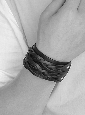 皮质做旧复古朋克风宽手链