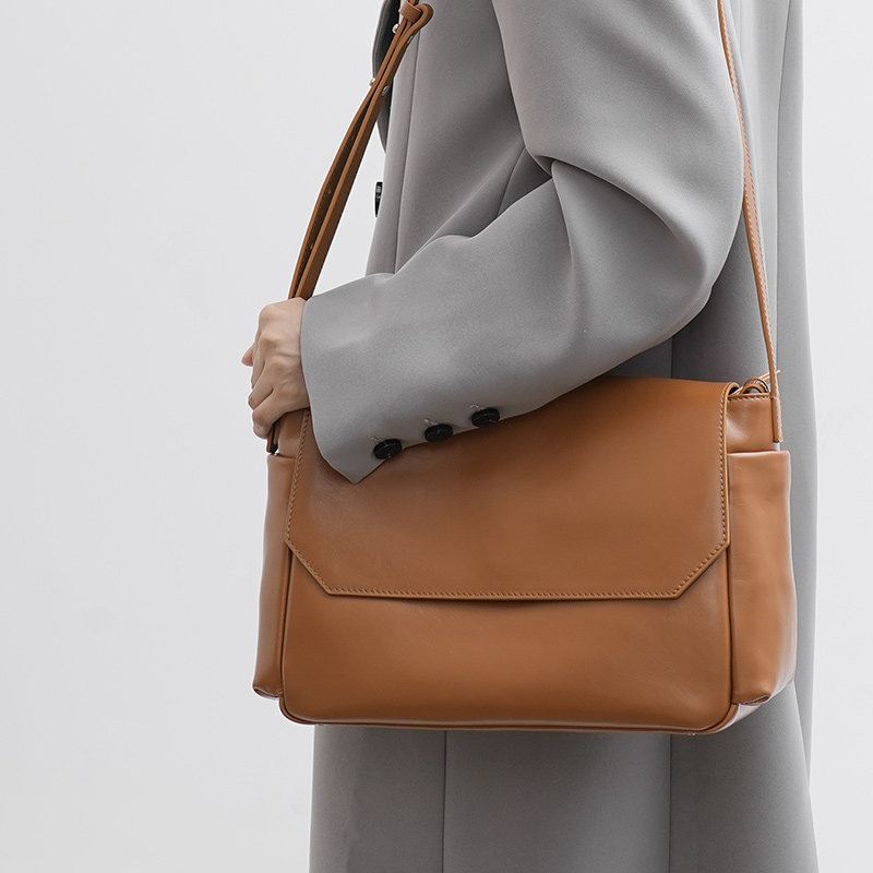 BAMPO半坡头层牛皮小方包女2024秋冬新款专柜复古真皮单肩斜挎包,淘宝优惠券,粉丝福利购,淘宝优惠卷