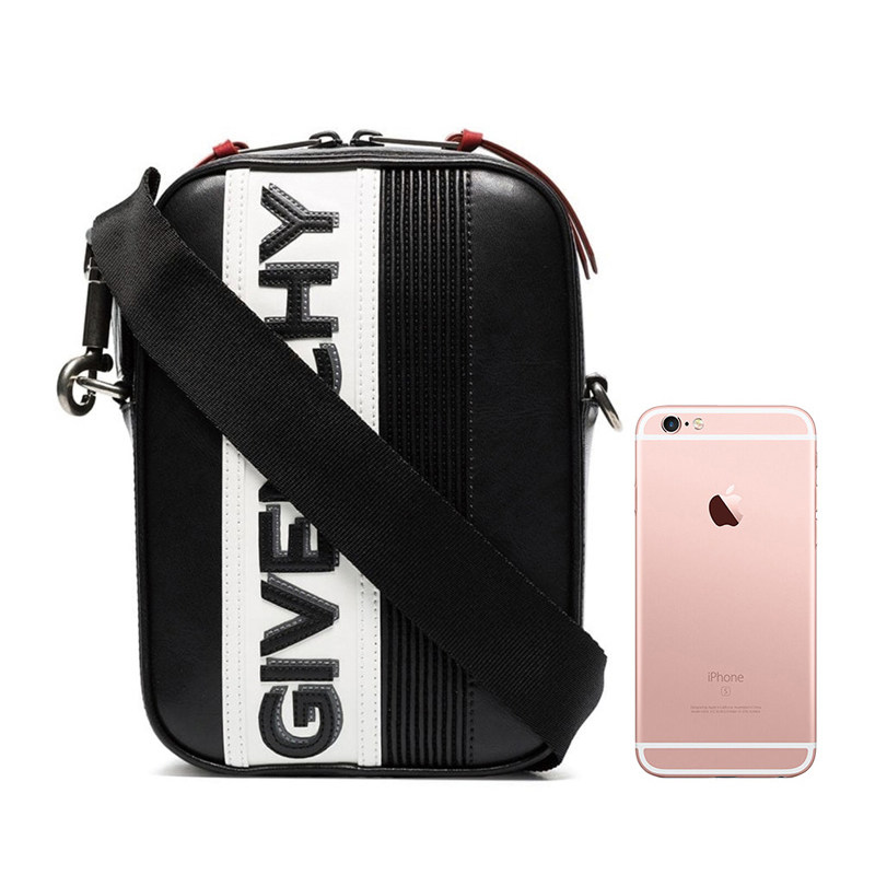  银泰百货精品男士包袋