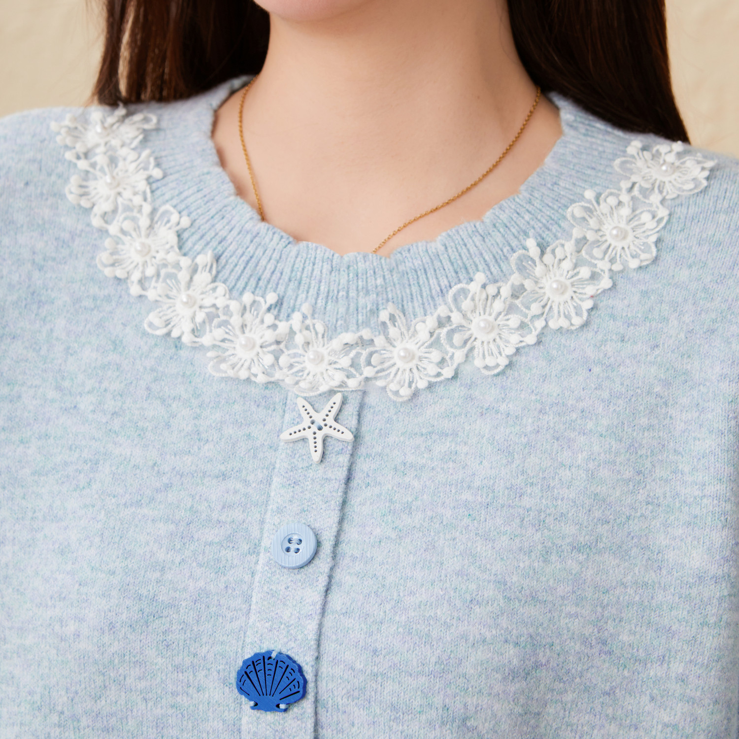 采多宝大码女装狗芽边钉珠圆领毛衣胖妹妹修身独特超好看单穿上衣,淘宝优惠券,粉丝福利购,淘宝优惠卷