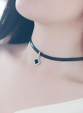 黑色choker四叶草项链女潮短款锁骨链脖子颈带简约百搭网红配饰品