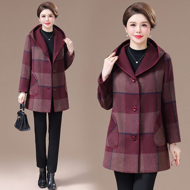 Middle-aged and elderly plaid mid-length cashmere jacket with western style