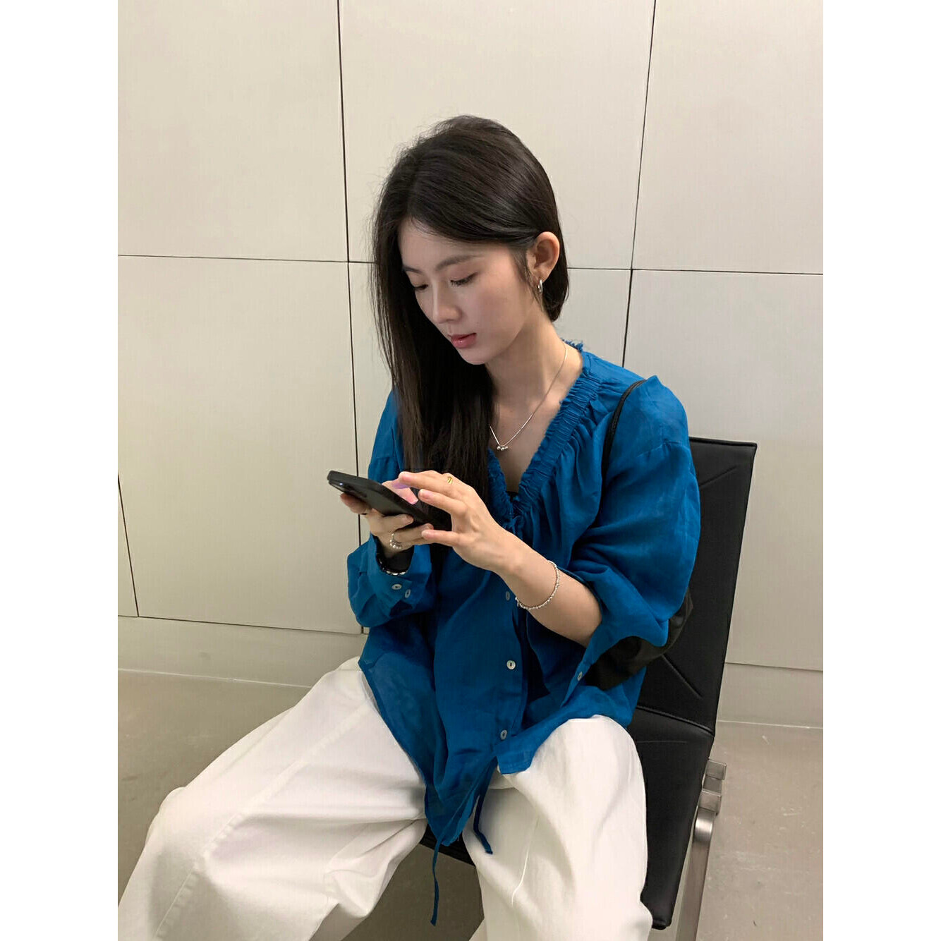 RS.WHMT】复古小众褶皱v领苎麻抽绳设计感长袖衬衫  B2556#  HJY