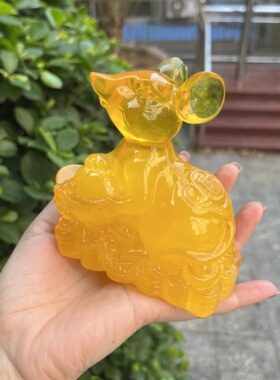 天然二代蜜蜡招财生肖老鼠桌面摆件仿琥珀手把件摆设送礼仿古玩