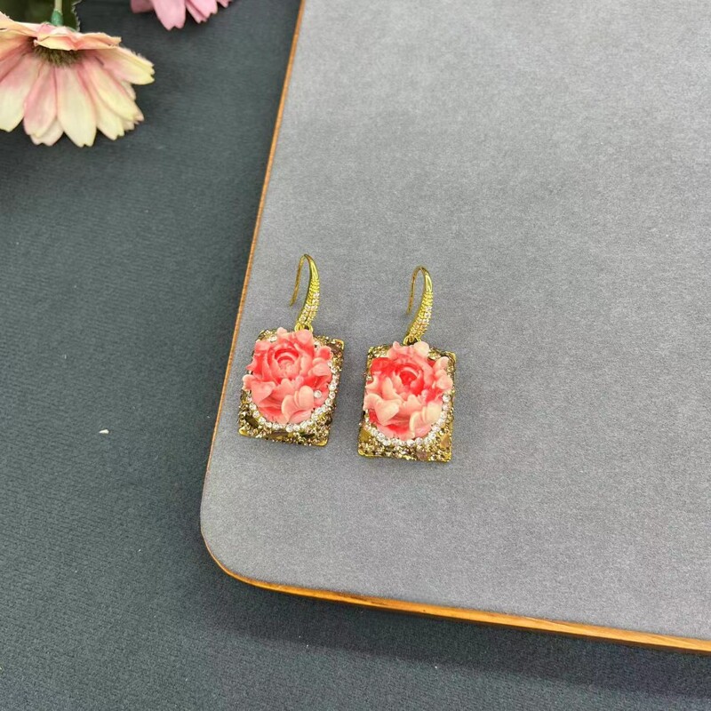 Shell powder pressed peony flower three-piece set high-end elegant full diamond design jewelry necklace earrings ring for women