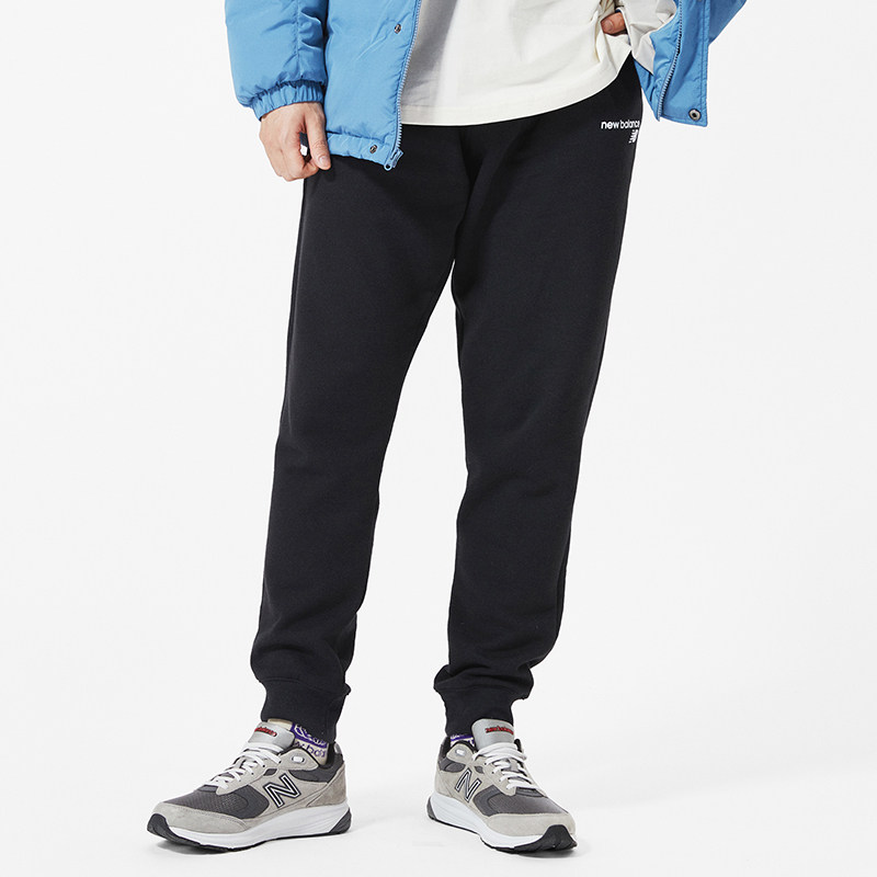  New Balance跑步鞋