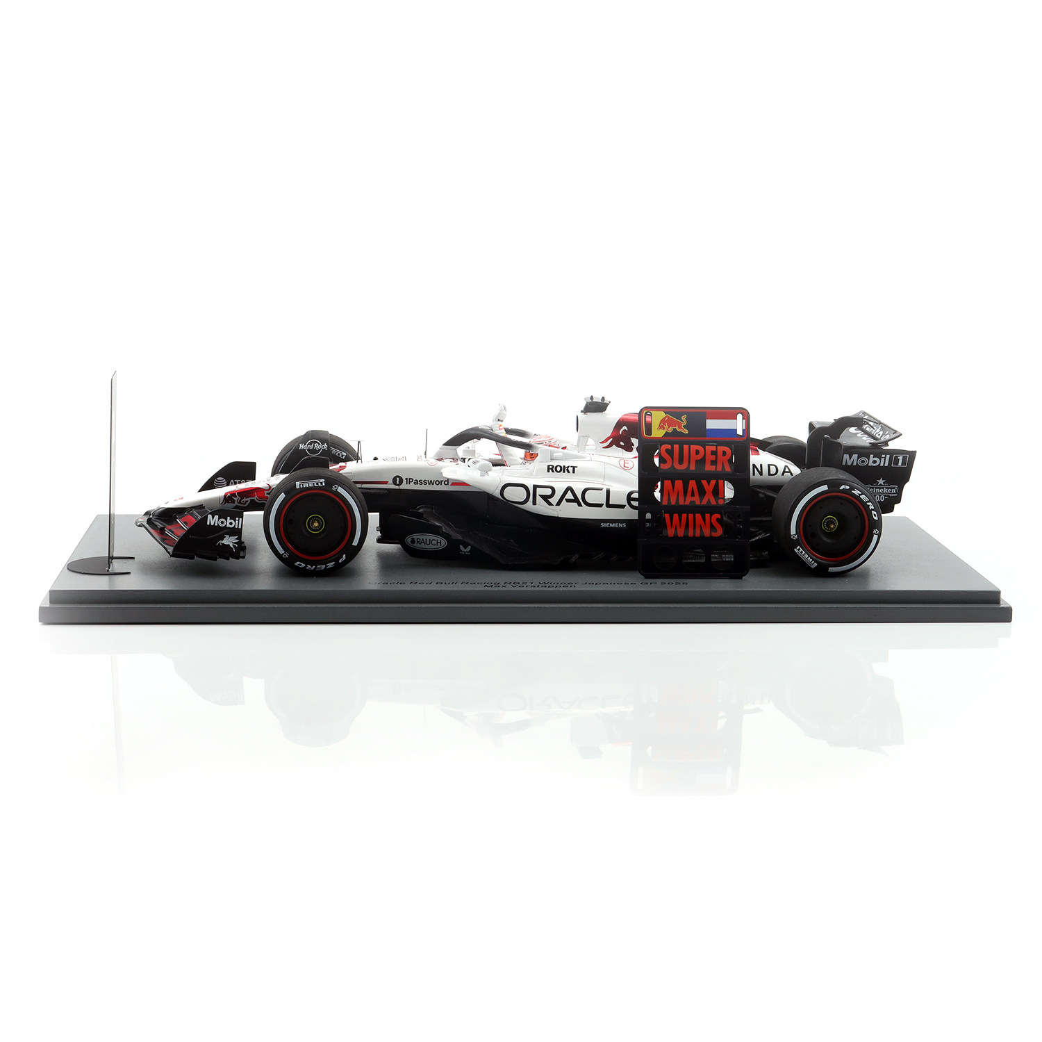 F1赛车模型摆件1:18spark红牛维斯塔潘2025年RB21 日本站 白牛1st,淘宝优惠券,粉丝福利购,淘宝优惠卷