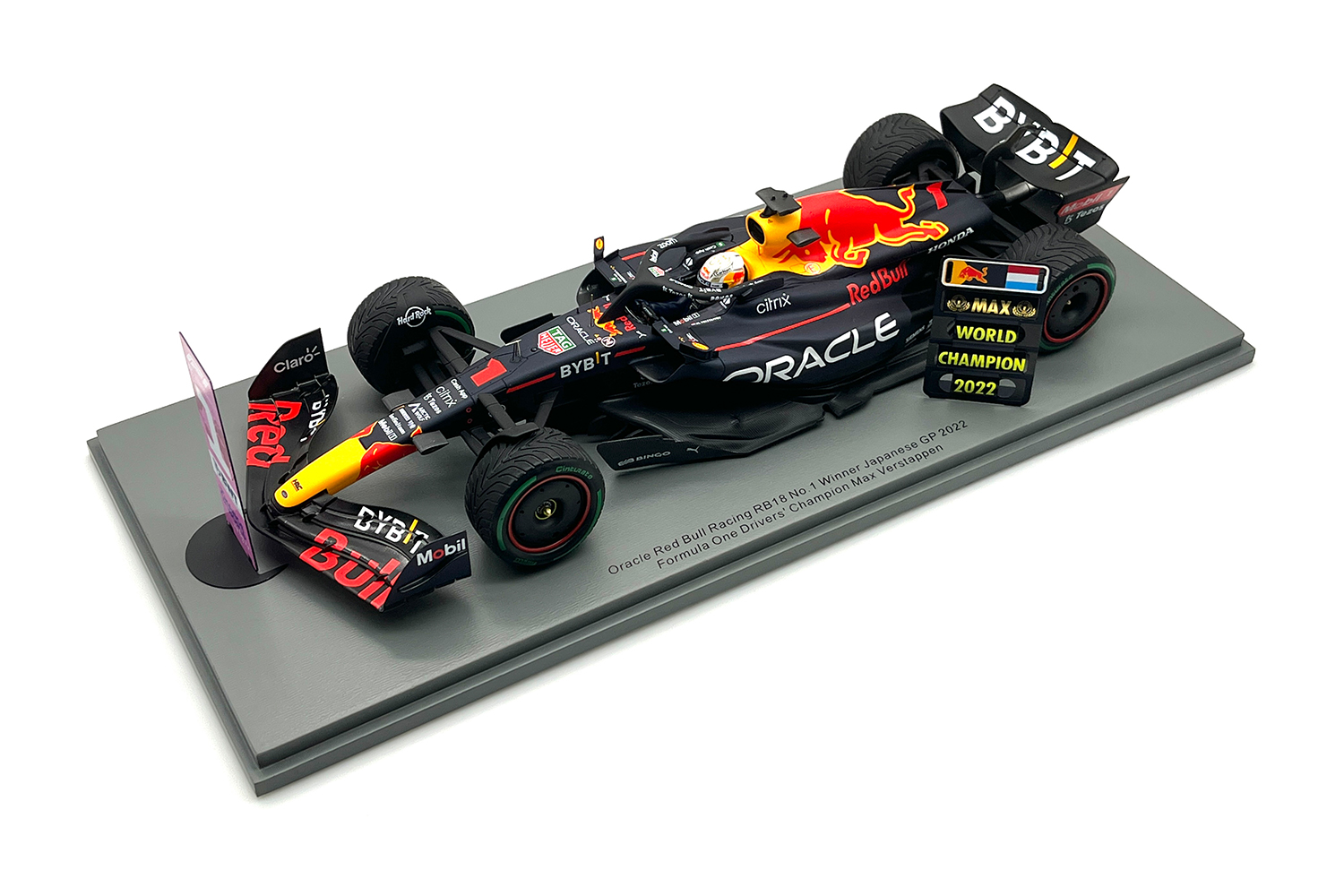 F1赛车模型摆件1:18 Spark红牛维斯塔潘2022年RB18世冠版日本站-图0