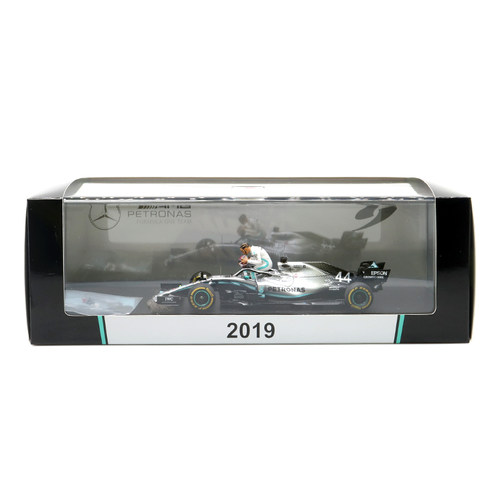 F1赛车模型1:43 Spark奔驰Hamilton汉密尔顿 2019年W10中国站特注 - 图3