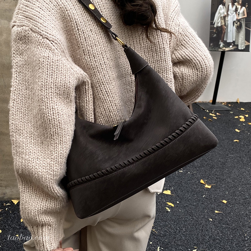 复古美拉德大容量包包女2025新款通勤百搭斜挎包高级感单肩腋下包,淘宝优惠券,粉丝福利购,淘宝优惠卷