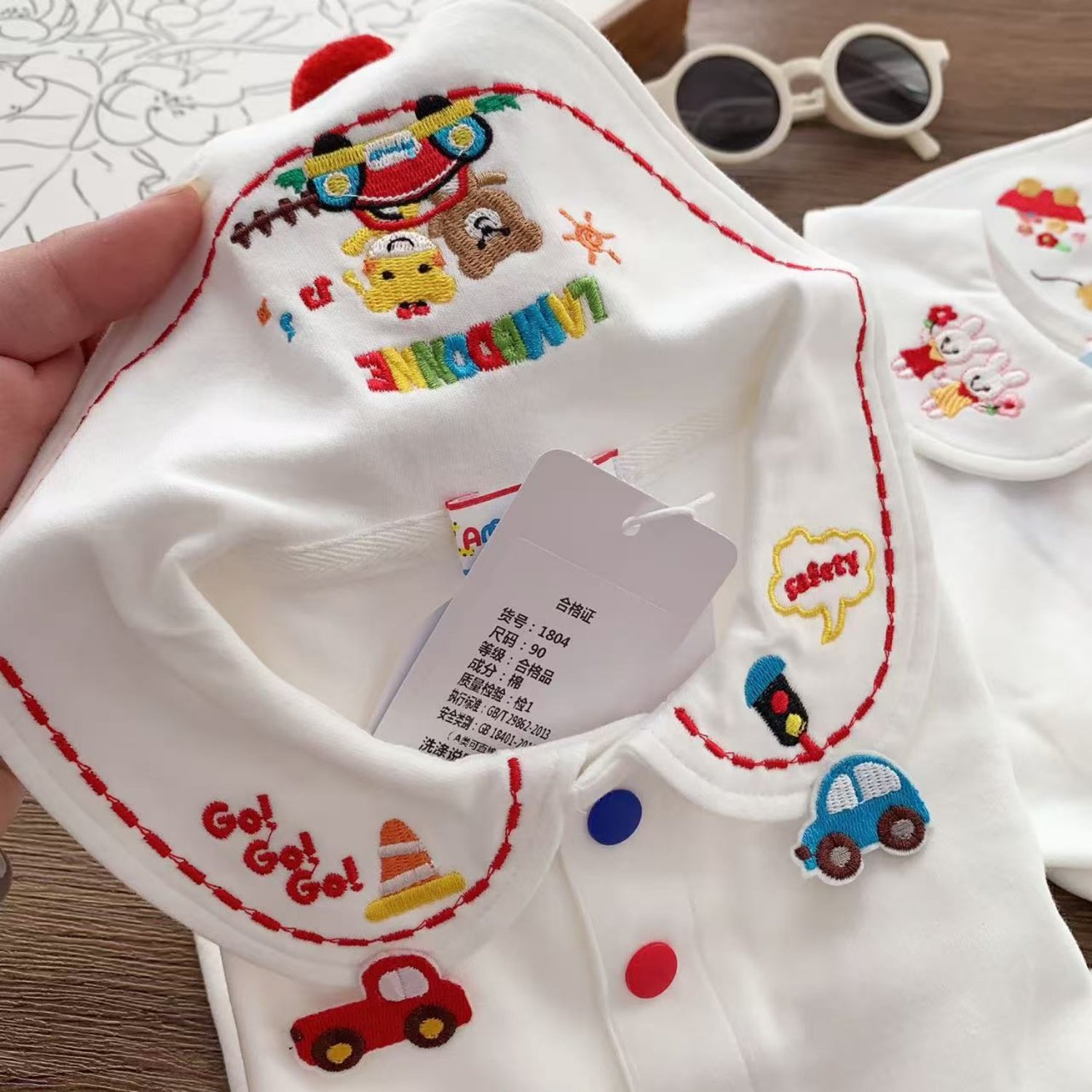 外贸日单儿童打底衫卡通刺绣纯棉内搭白色娃娃领男女童可爱打底衫,淘宝优惠券,粉丝福利购,淘宝优惠卷