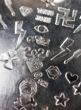 铁头的店吊坠纯银情侣18k高山隆