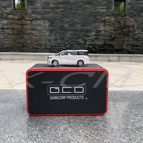丰田埃尔法车模GCD1:64商务车保姆车ALPHARD MPV合金汽车模型盾标 - 图2