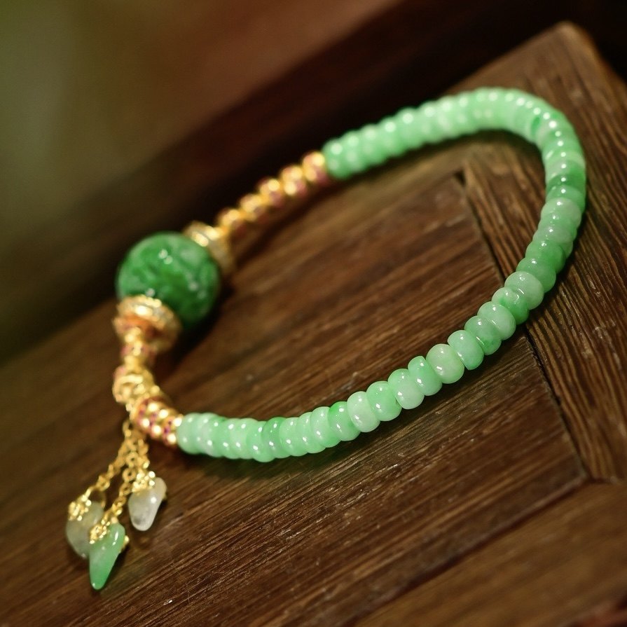 新中式天然A货飘花干青雕花圆珠果绿算盘珠翡翠手链手串新年礼物,淘宝优惠券,粉丝福利购,淘宝优惠卷