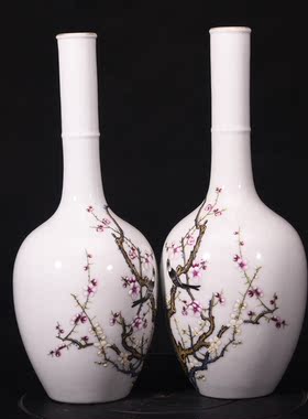 大清乾隆年制珐琅彩描金梅开五福喜鹊闹梅纹长颈瓶