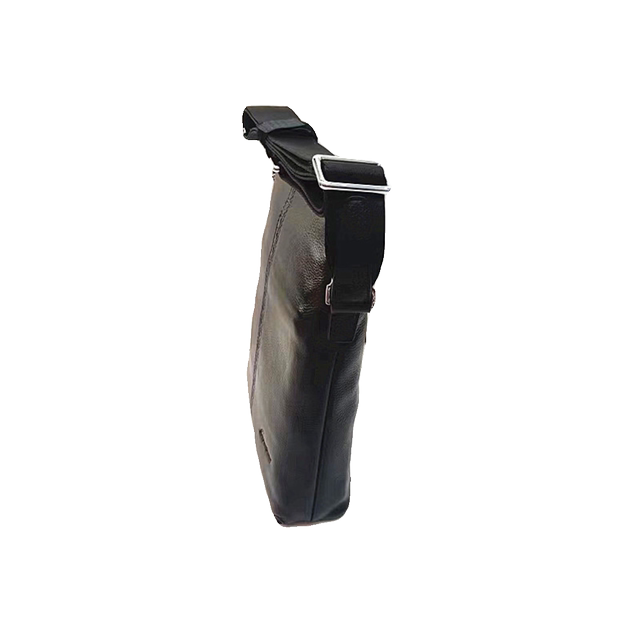Rolls-Shuaite shoulder bag fabric is simple and versatile for business use