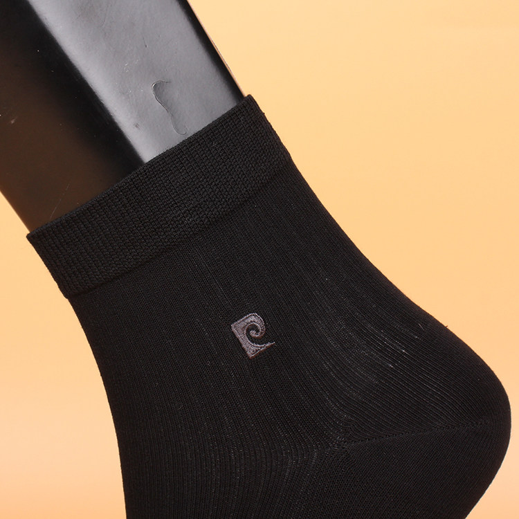 满3双包邮皮尔卡丹 男袜PC884春夏薄紧赛纺短筒刺绣休闲抗菌防臭,淘宝优惠券,粉丝福利购,淘宝优惠卷