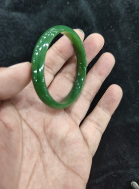和田碧玉手镯冰底菠菜绿满绿中细条手镯无裂无纹50圈口