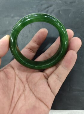 和田碧玉手镯冰底菠菜绿满绿正版手镯无裂质地细腻有黑点59圈口